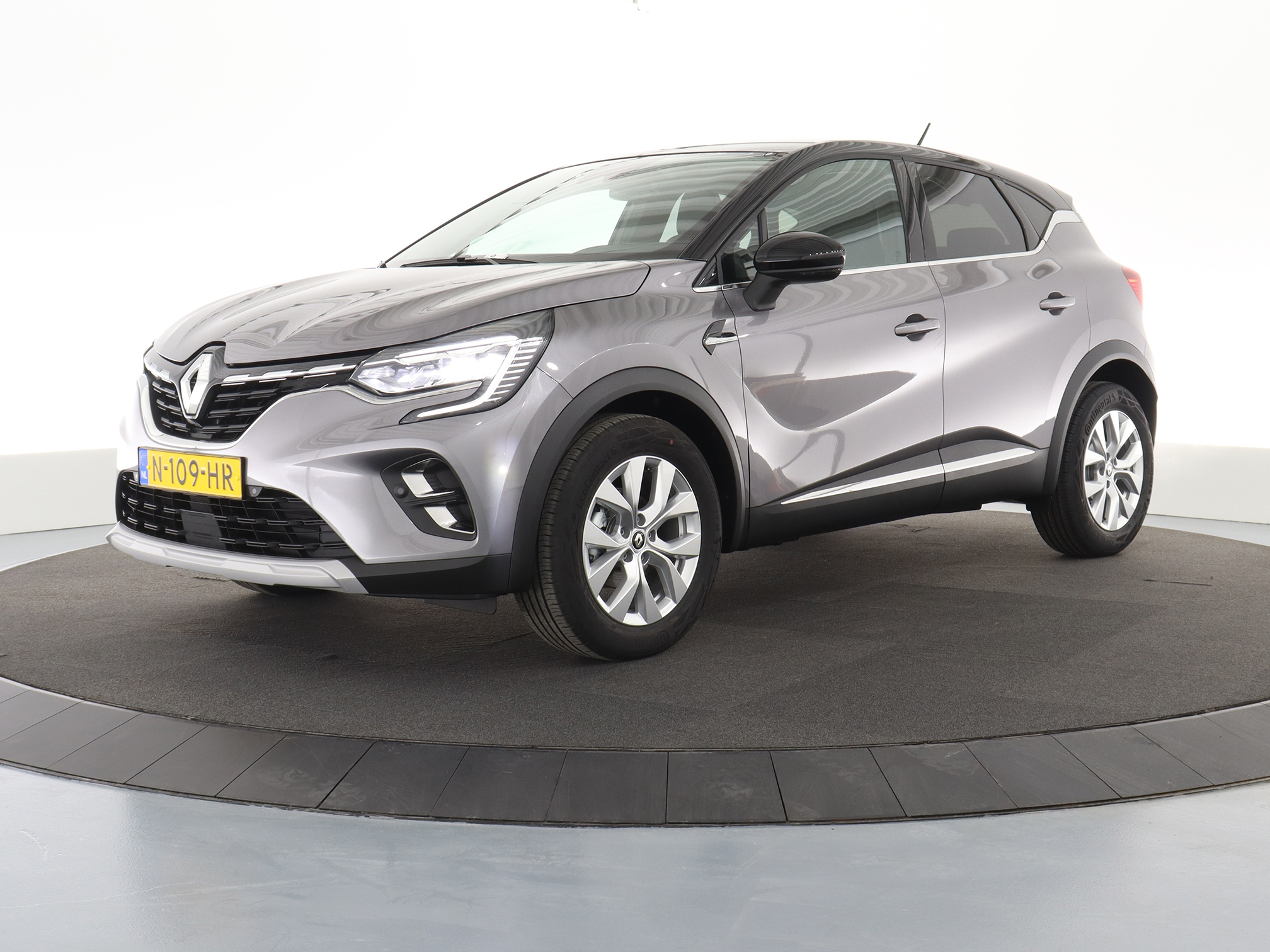 Huurtarieven Blankert Autoverhuur Apeldoorn VAKANTIE AANBIEDING B-SUV-klasse: *Slechts € 345,- incl. BTW voor een hele week.