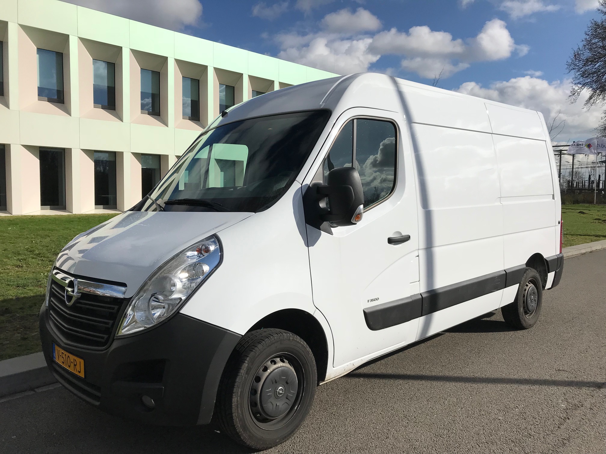 Blankert Autoverhuur Apeldoorn: O-klasse
DAG €90,- / WEEKEND € 150,- / WEEK €495,- incl. BTW